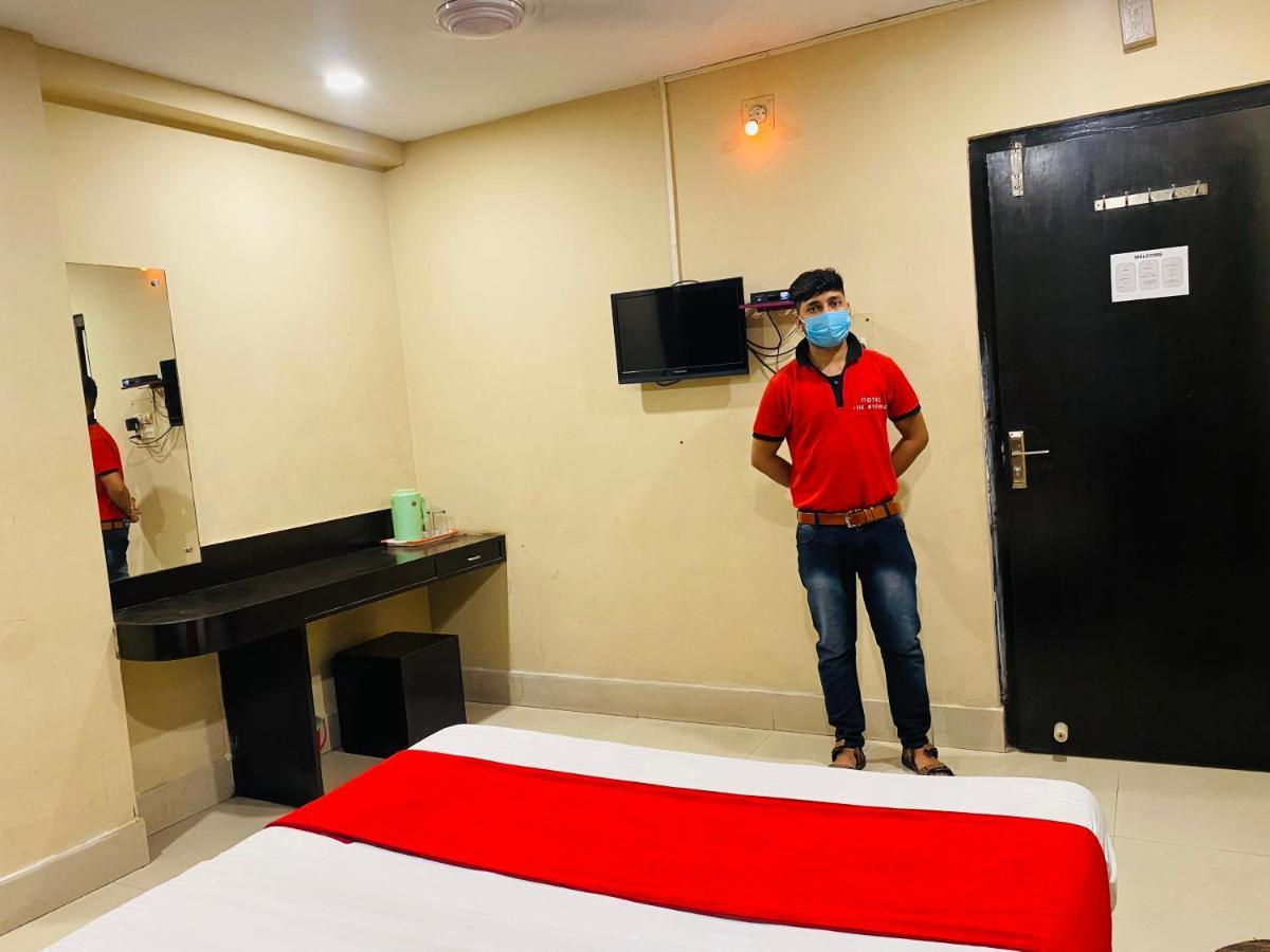 Hotel The Avenue Gamharia ภายนอก รูปภาพ