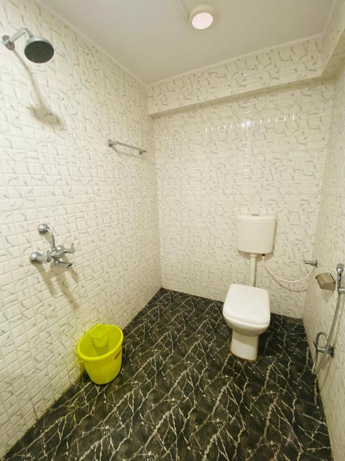 Hotel The Avenue Gamharia ภายนอก รูปภาพ