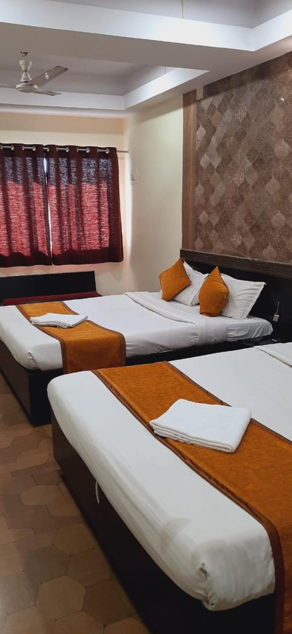 Hotel The Avenue Gamharia ภายนอก รูปภาพ
