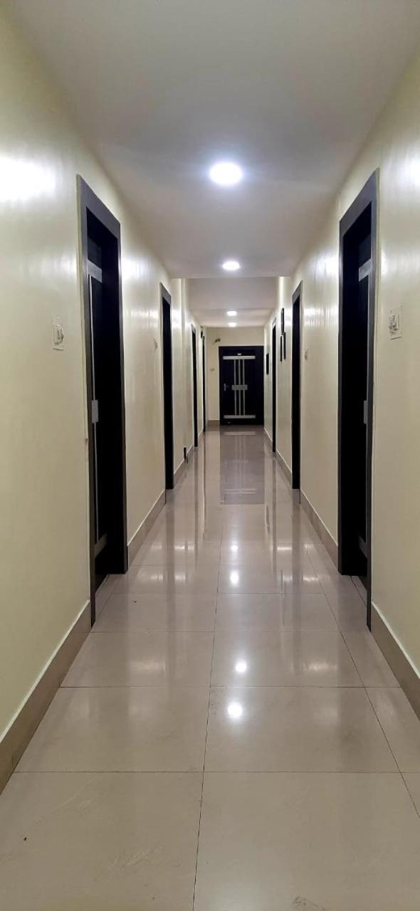Hotel The Avenue Gamharia ภายนอก รูปภาพ